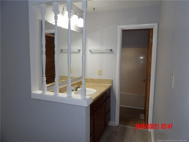 Building Photo - 7894 Ladonia Dr
