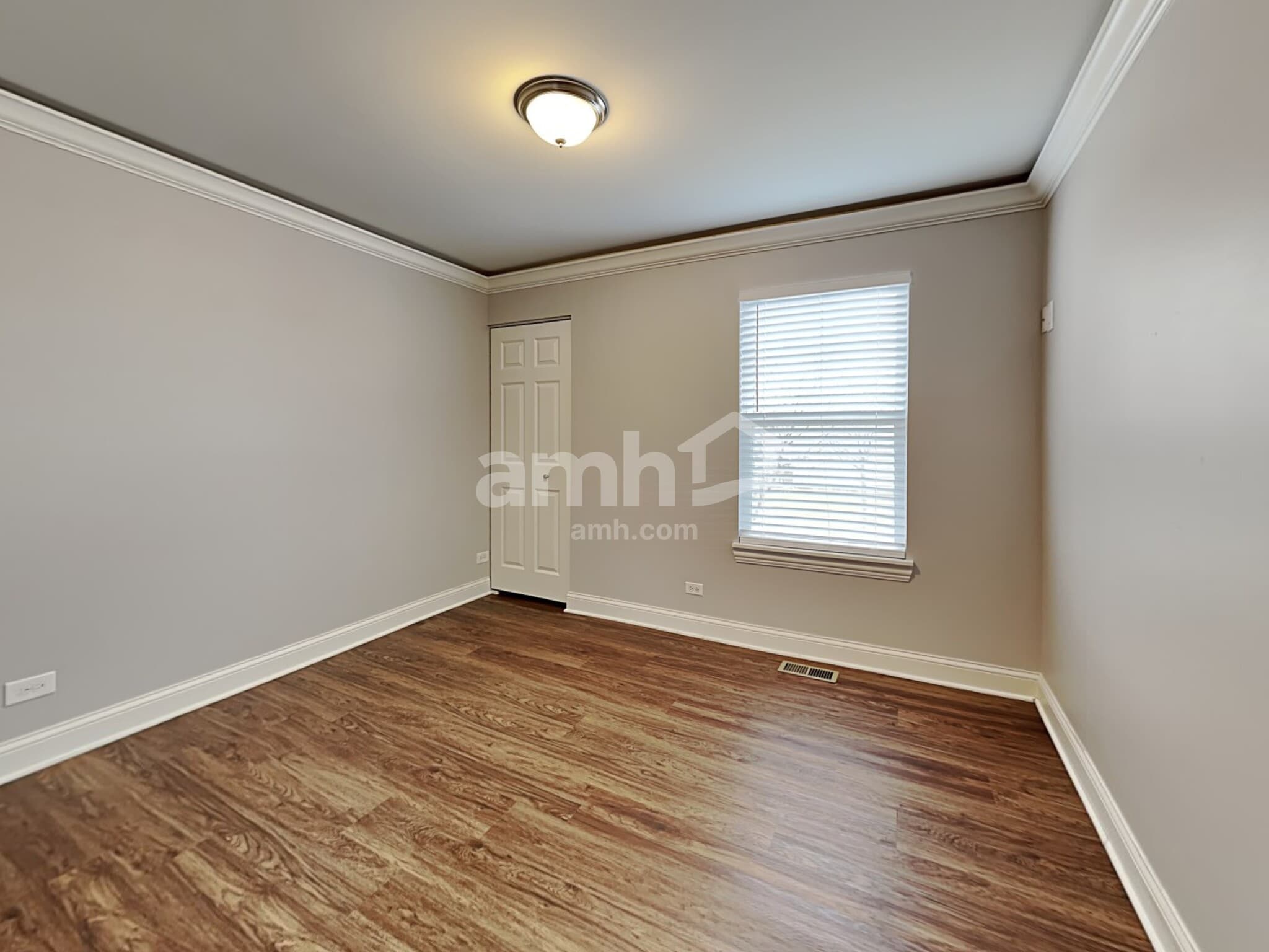 Building Photo - 2087 Kate Dr