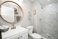 Building Photo - 4710 Paradise Ln