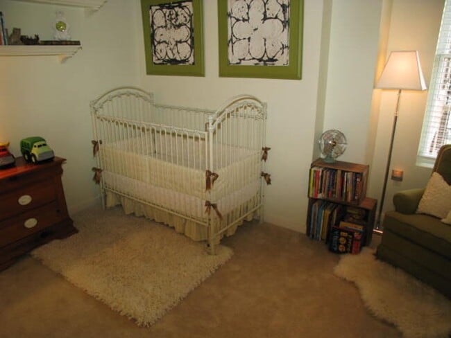 Building Photo - 3rd Ward Condo For Rent