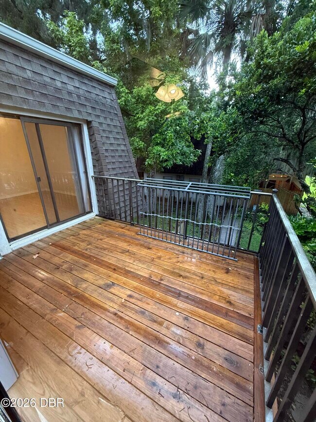 Building Photo - 71 Springwood Square