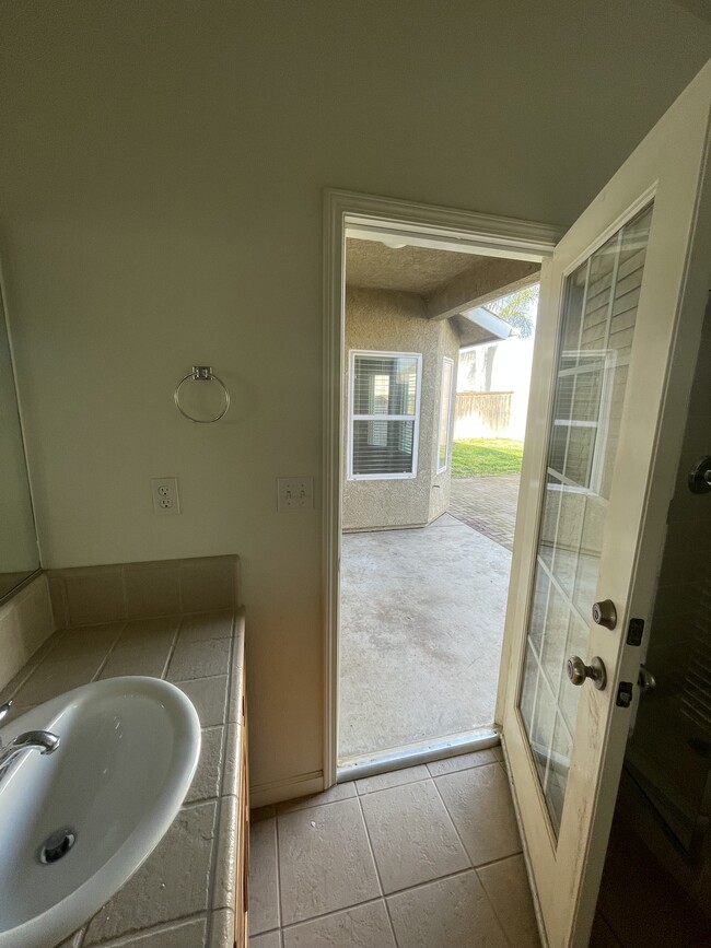 Master Bath Backdoor - 5648 W Millbrae Ave