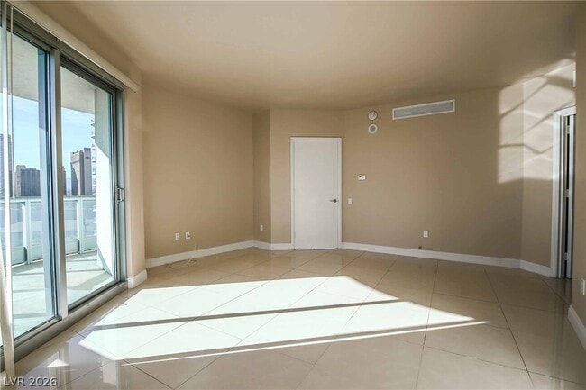 Building Photo - 322 Karen Ave