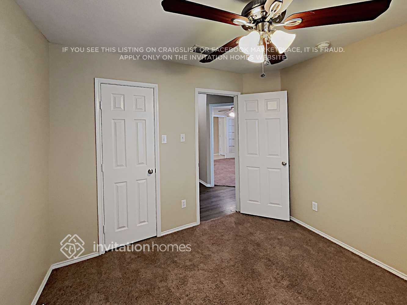 Building Photo - 905 Hidden Oaks Dr