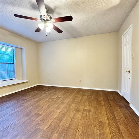 Building Photo - 2633 Ladywood Dr