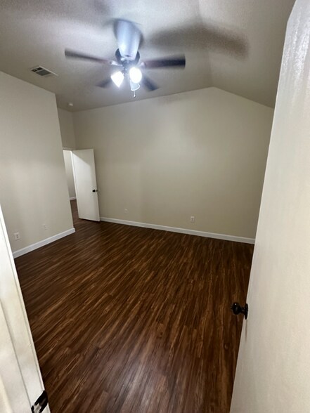 Building Photo - 1324 Sierra Blanca Dr
