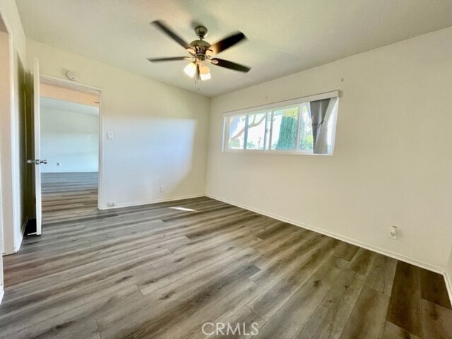 Building Photo - 1811 W Sallie Ln