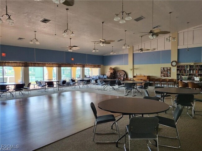 Building Photo - 6142 Whiskey Creek Dr