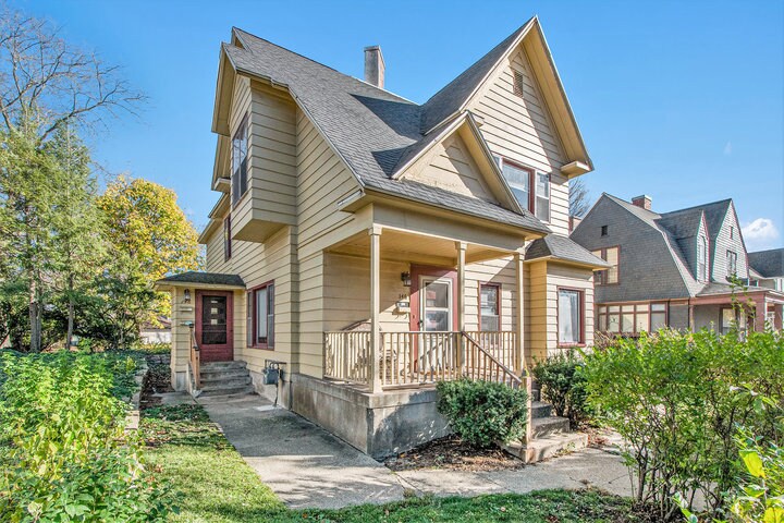 Building Photo - 144 College Ave NE