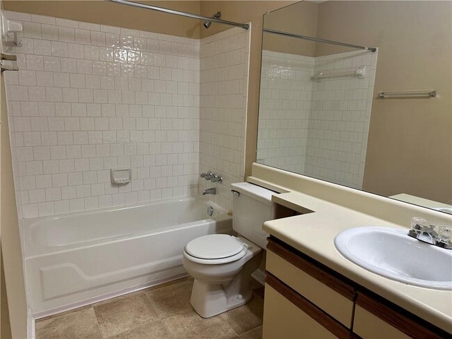 Building Photo - 2665 Windy Hill Pl