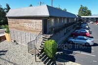 Building Photo - The Peaks