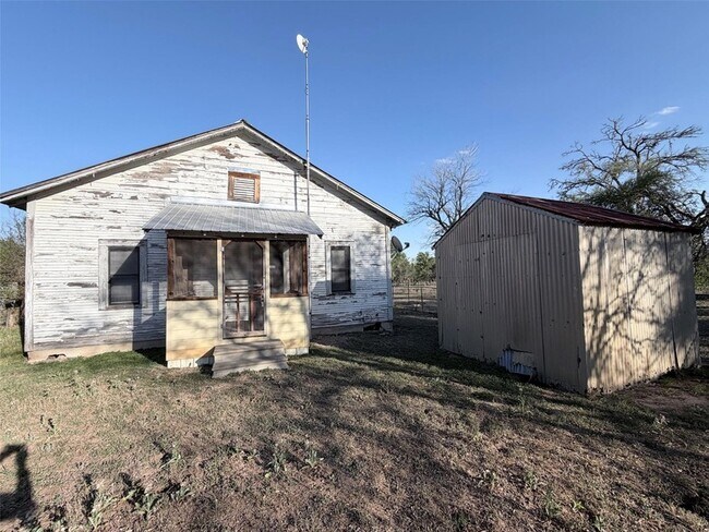 Building Photo - 1504 Watterson Rd