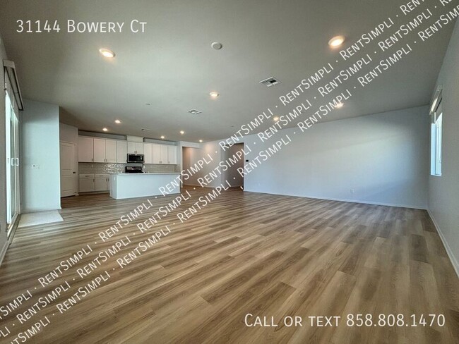 Building Photo - Spacious & Modern 4-Bedroom + Office Home ...