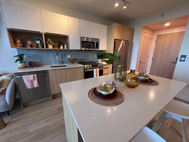 Building Photo - 491 NE 56th St