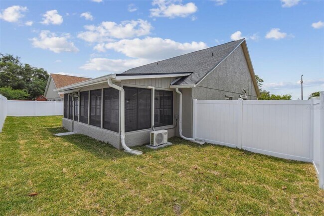 Building Photo - 1317 Ravida Woods Dr