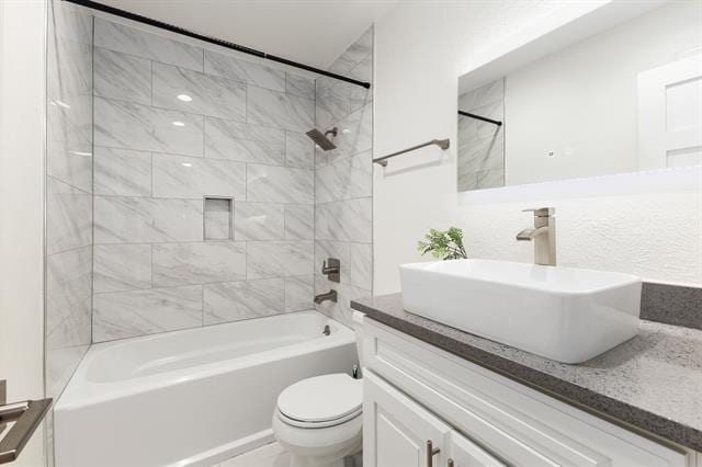 Building Photo - 15751 Mapleview Cir