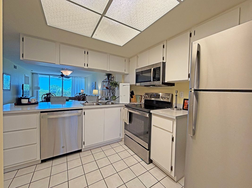 Building Photo - 15161 Cedarwood Ln