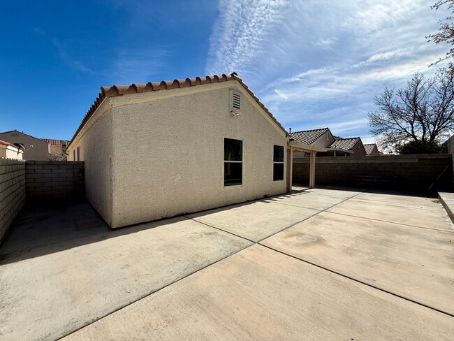 Building Photo - Northwest/Centennial Hills - 3BD SINGLE STORY HOME, GRANITE COUNTER TOPS, STAINLESS STEEL APPLIAN...