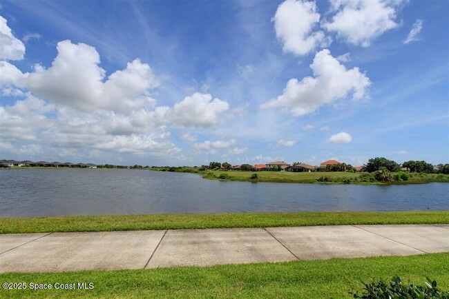 Building Photo - 6858 Toland Dr