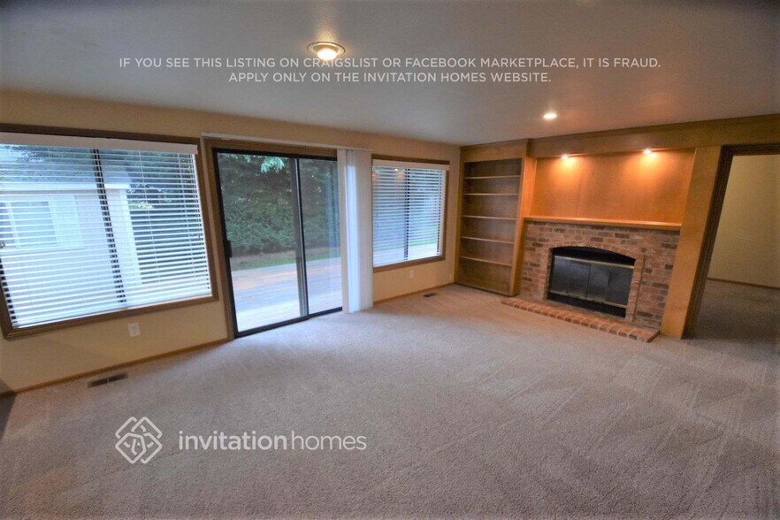 Building Photo - 2350 215th Pl SW