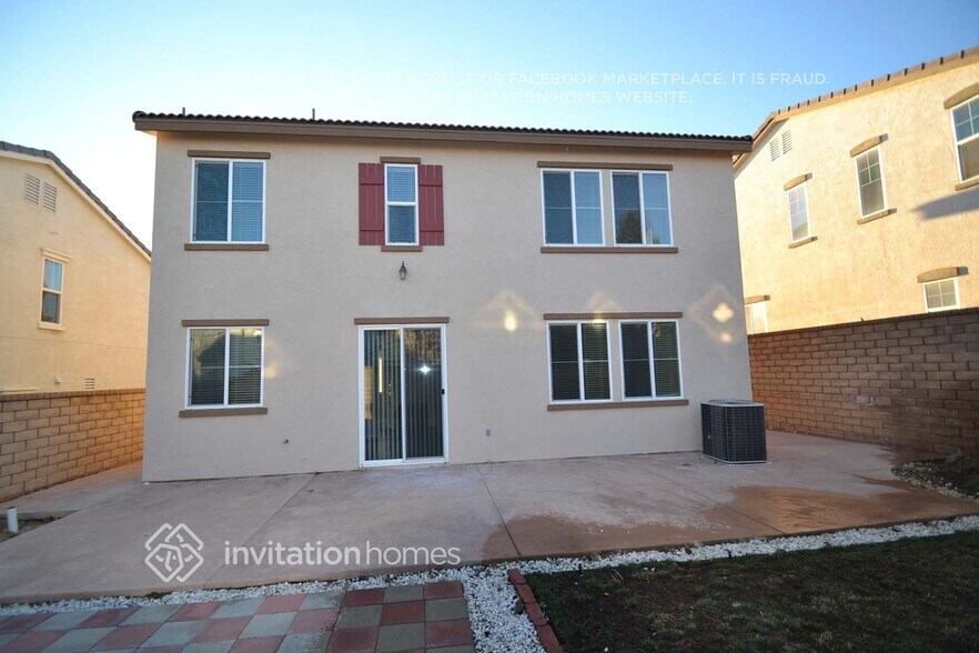 Building Photo - 37707 Mangrove Dr