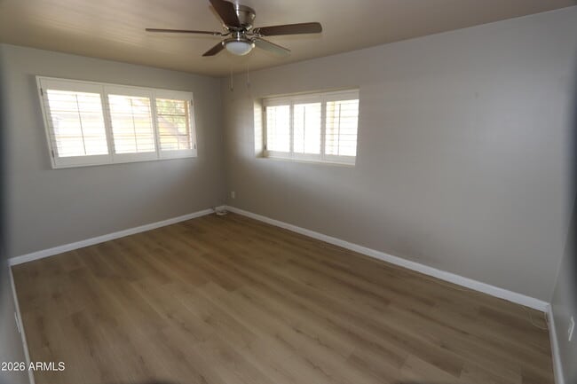 Building Photo - 3809 E Coolidge St