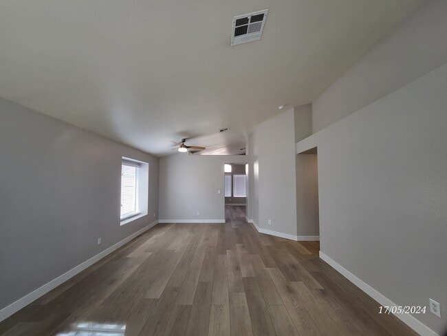 Building Photo - 2817 N Porcupine Flat St