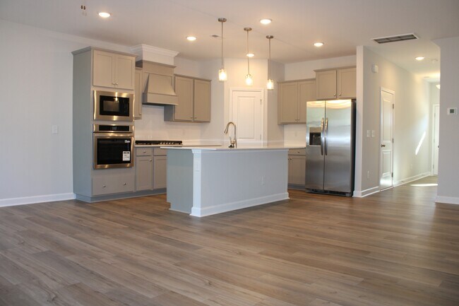 Building Photo - 3851 Well Fleet Dr