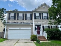 Building Photo - 9201 Langwood Dr