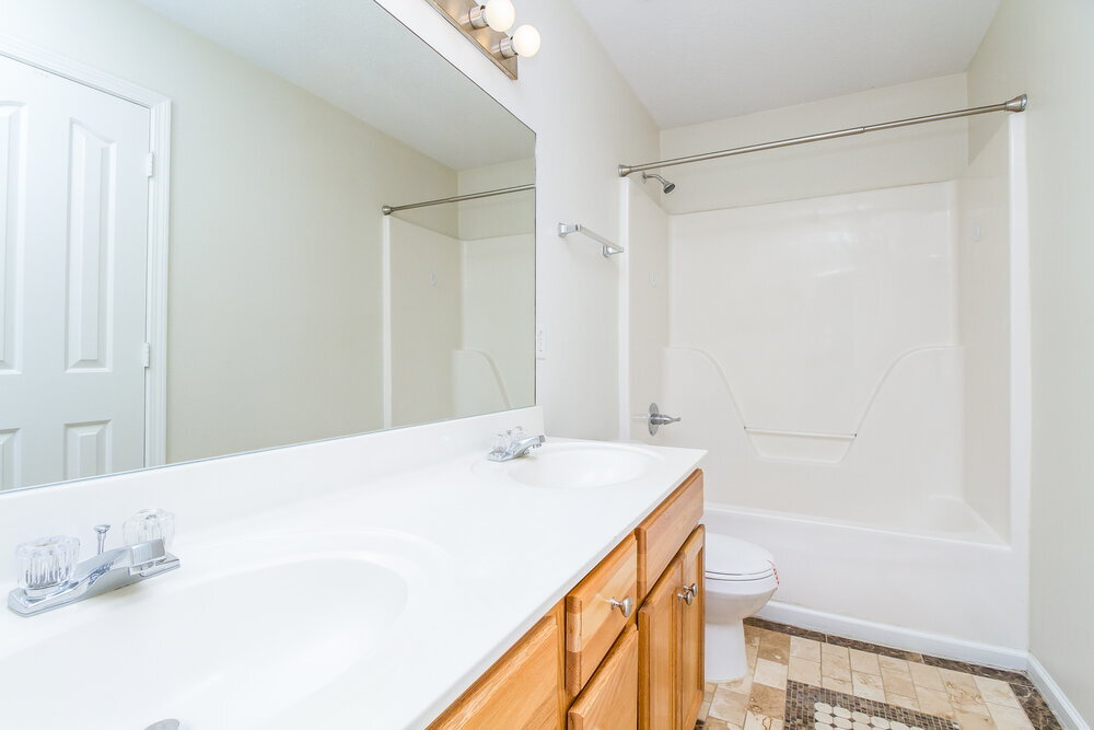 Building Photo - 1227 Matterhorn Run