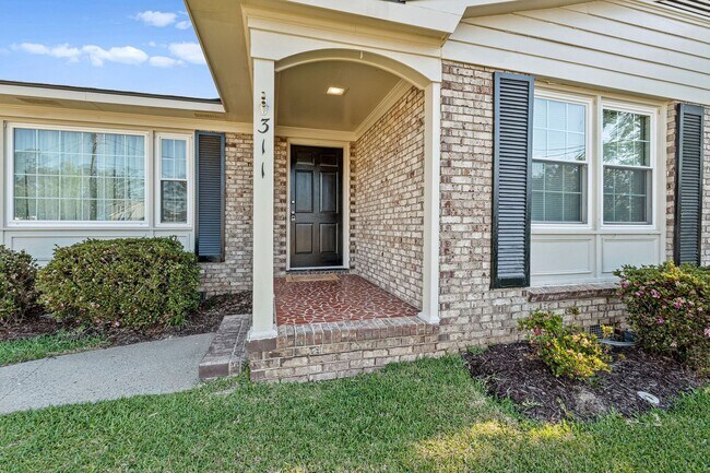 Building Photo - 311 Gardners Mill Ct