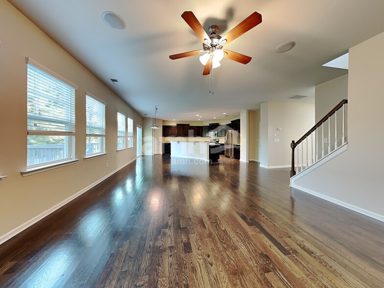 Building Photo - 1104 Wainscott Dr