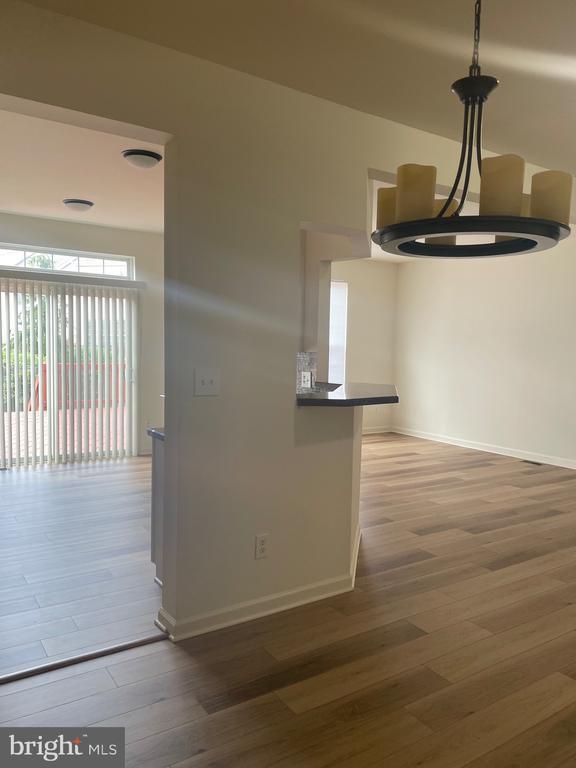 Building Photo - 5 Bridle Ct