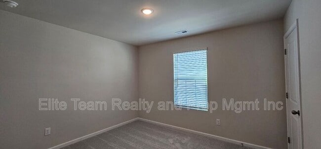 Building Photo - 1615 Cannonball Ln