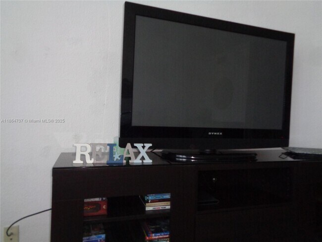 Building Photo - 2501 S Ocean Dr