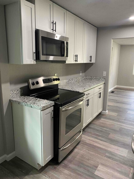 Building Photo - 211 S 2nd St