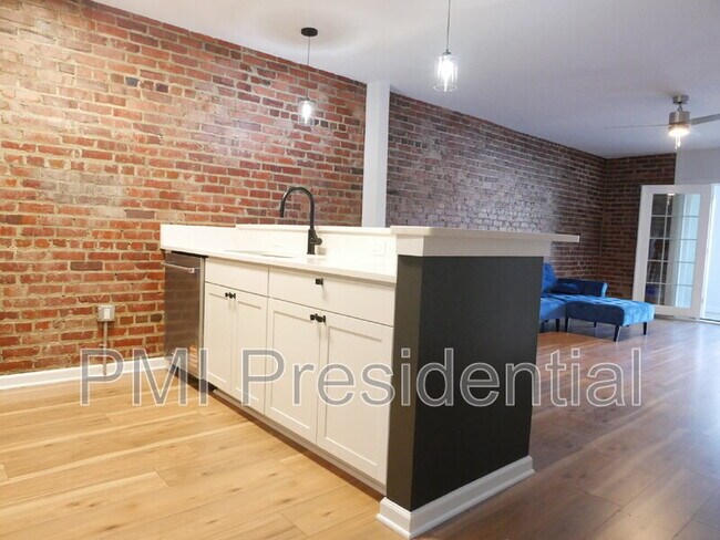 Building Photo - 107 W Brookland Park Blvd