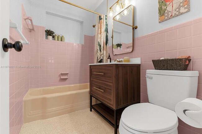 Building Photo - 1116 SE 13th Ct