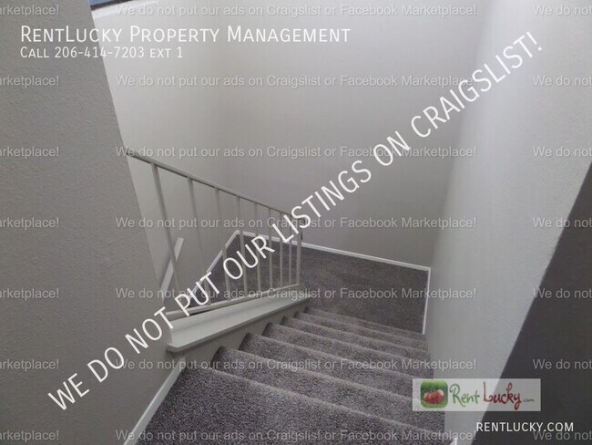 Building Photo - 33029 22nd Pl S