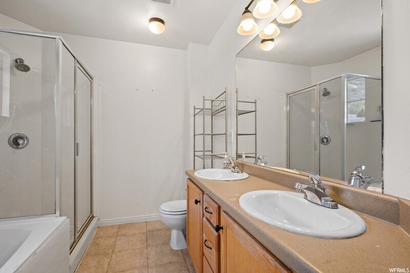 Building Photo - 129 Chandlerpoint Way