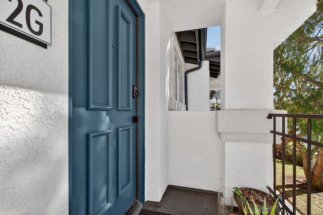 Building Photo - 30902 Club House Dr