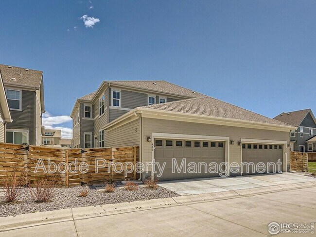 Building Photo - 451 Zeppelin Wy