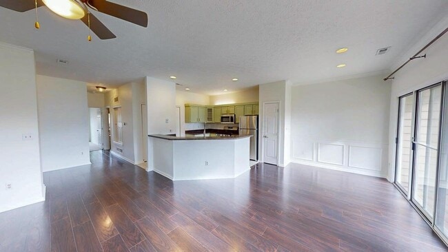 Building Photo - 3398 Fishinger Mill Dr