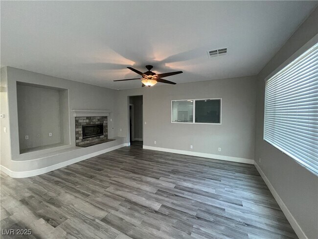 Building Photo - 1533 Sabatini Dr