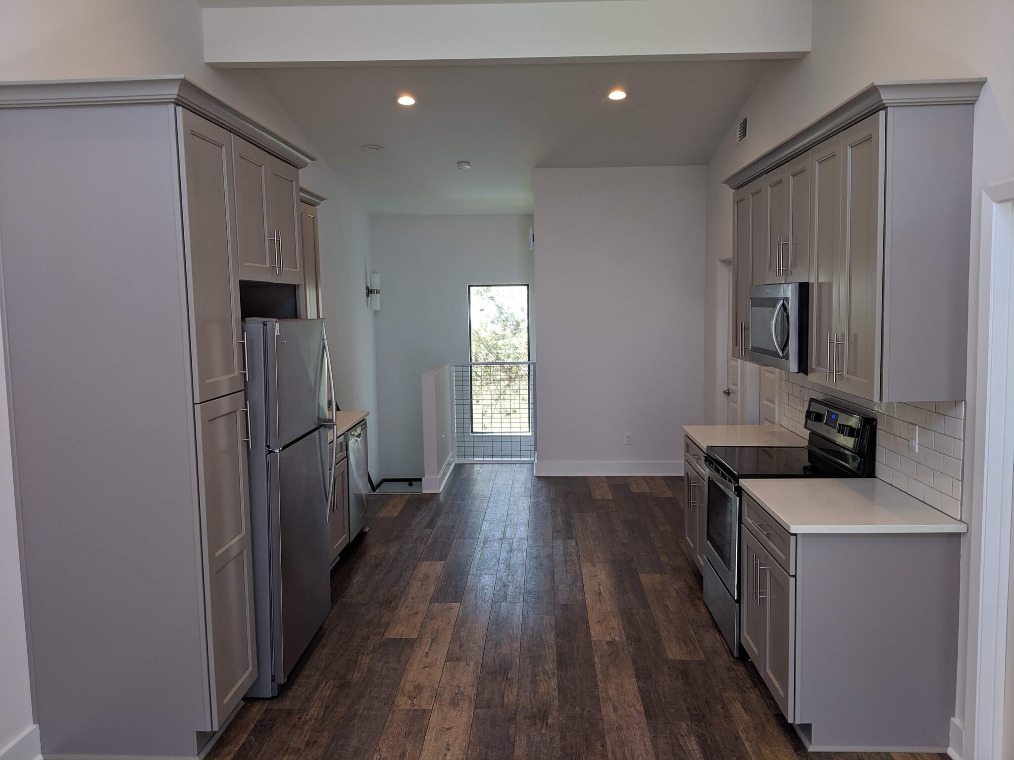Kitchen and Dining area - 102 Ragin Lofts Aly