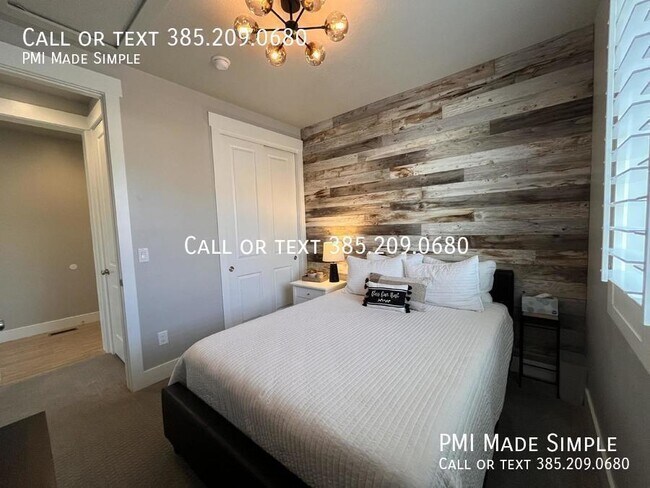 Building Photo - 3193 N Meadow View Dr