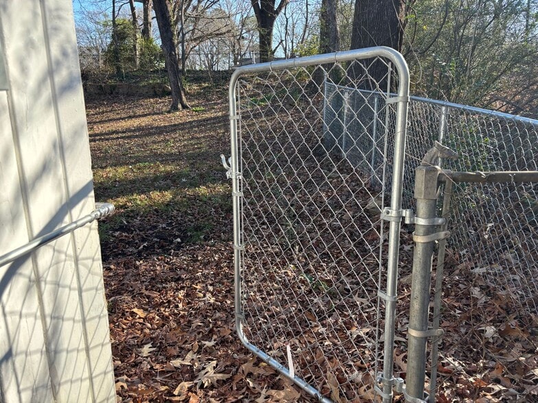 Building Photo - 3546 Debby Dr