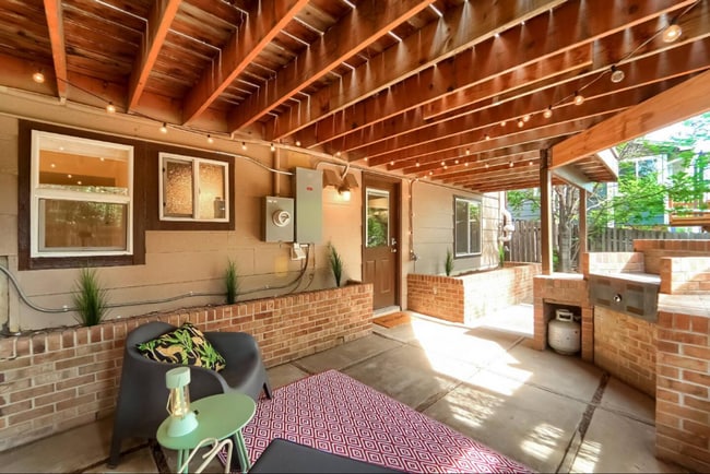 Building Photo - Cozy Arvada Downstairs Duplex Available Now!