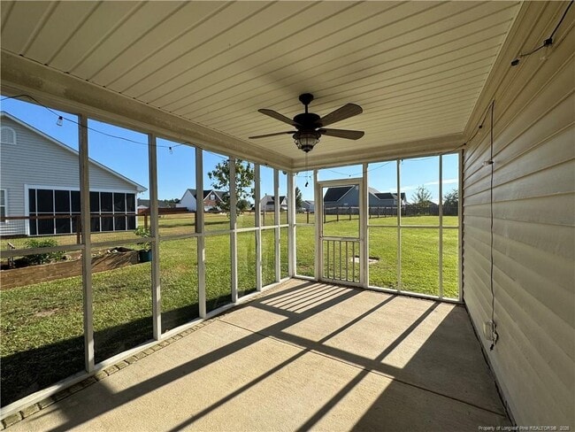 Building Photo - 245 Wood Valley Ln