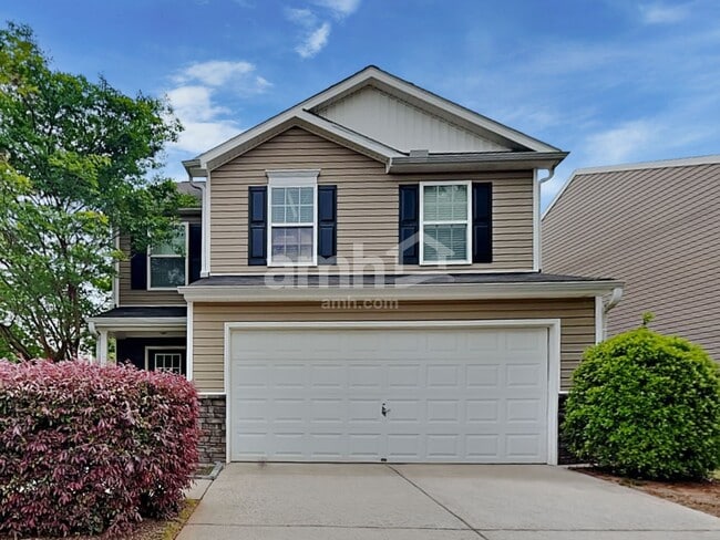 Building Photo - 2920 Mayfair Dr